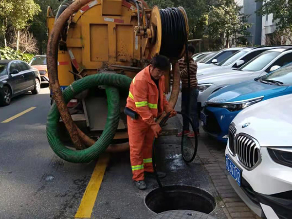 亭湖排污管道清淤